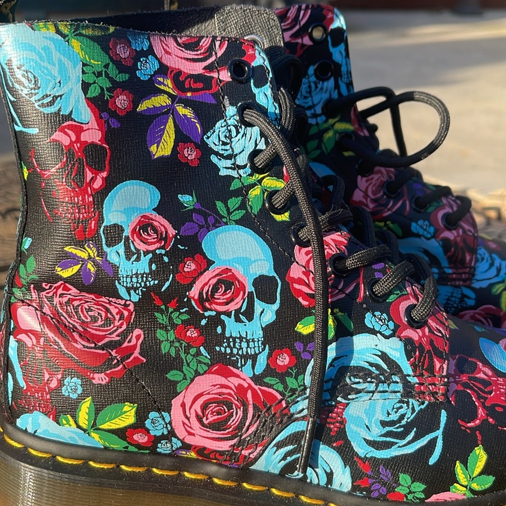Dr. Martens Floral Combat Boots in Black with Blue and Pink Roses - Picture 5 of 5